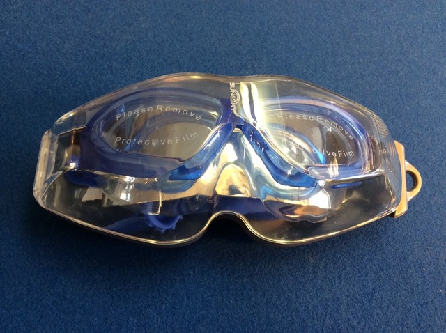 swimming goggles hard case
