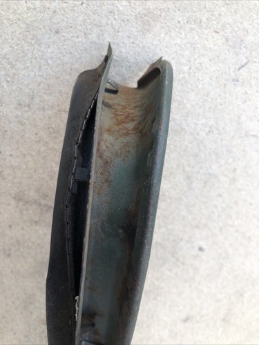 B PILLAR INTERIOR QUARTER WINDOW METAL TRIM 1971 72 GTX ROAD RUNNER DRIVER GREEN - Picture 15 of 16