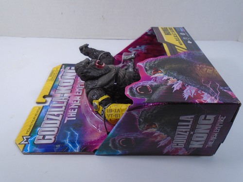 2024 PLAYMATES TOYS--GODZILLA x KONG THE NEW EMPIRE--KONG W/ BEAST GLOVE FIGURE - Picture 5 of 6