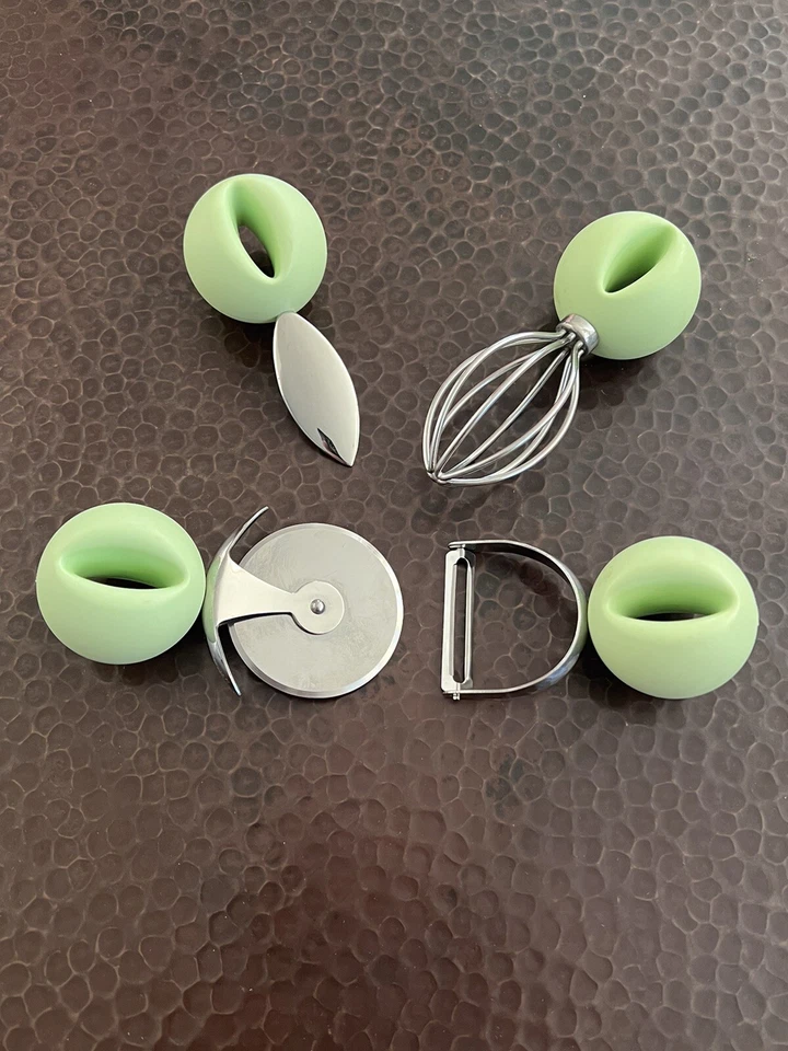 Alessi Faitoo 4 Pieces Cutlery by Philippe Starck - Image 3 of 4