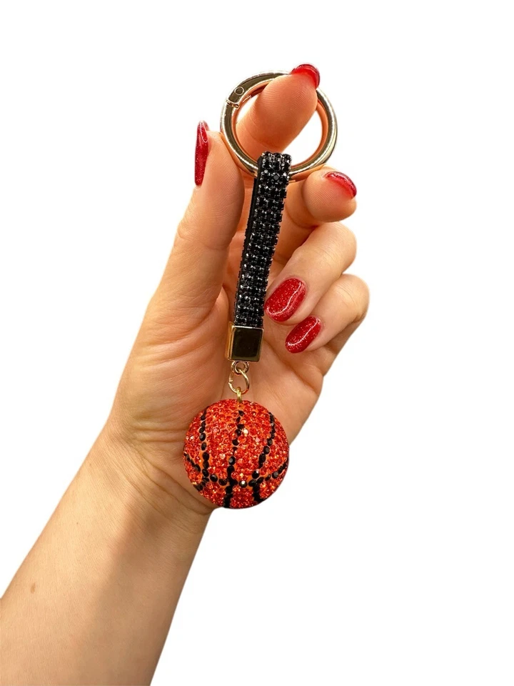 Llavero, llavero, bolso encanto de lujo del equipo de baloncesto de la NBA con estrás Foto 2 de 4