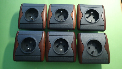 Legrand SAGANE Anis, Double plaque Verticale 82021, Prise 2P+T Inter