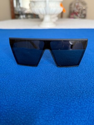 QUAY POLARIZED SPOT LIGHT SHIELD BLACK SUNGLASSES
