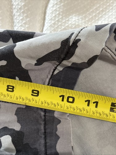 Levis Shorts Mens 38 Gray Gary Snow Camo Cargo White Tab Utility outdoors Work - Picture 6 of 11