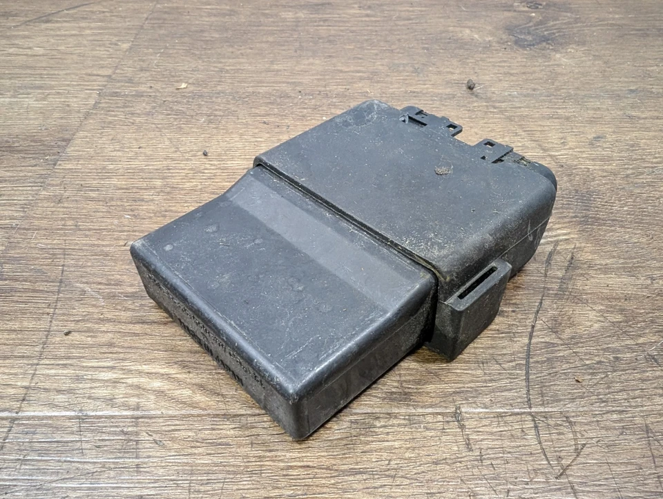 Módulo de control de encendido Honda CBR1100XX Blackbird 1997-1998 OEM ECU CDI Foto 3 de 4