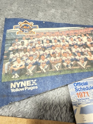 Vintage New York Mets Pennant Button Pin Ephemera Lot 1960's - Picture 11 of 22