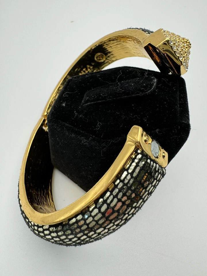 "Puño grueso VINCE CAMUTO negro plata dorado metálico piel de serpiente pedrería 6""" Foto 4 de 4