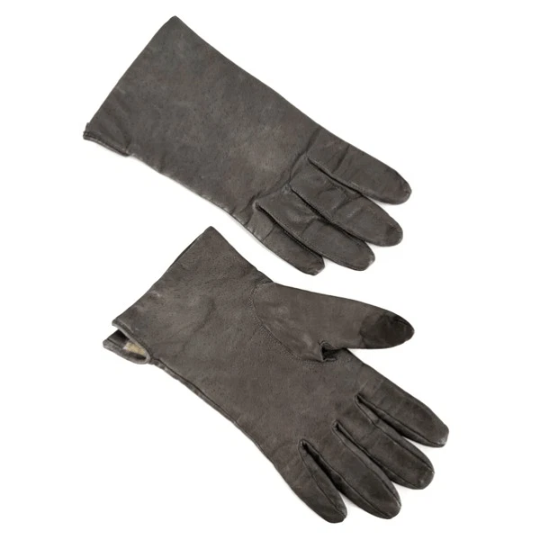 Vintage Fownes Women's Genuine Leather Lined Driving Gloves Gray Size Medium - Image 2 of 4