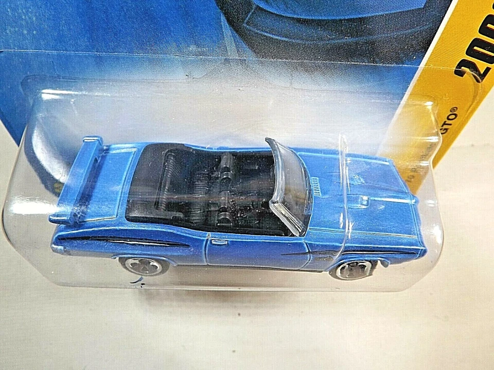 2008 Hot Wheels #29 New Models 29/40 '70 PONTIAC GTO Blue Variation w/Chrome5Sp - Image 3 of 4