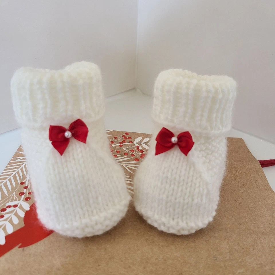 Lindos Botines de Bebé Tejidos Botas de Bebé Botines de Baby Shower Blancos Talla 0-3 Meses Foto 4 de 4