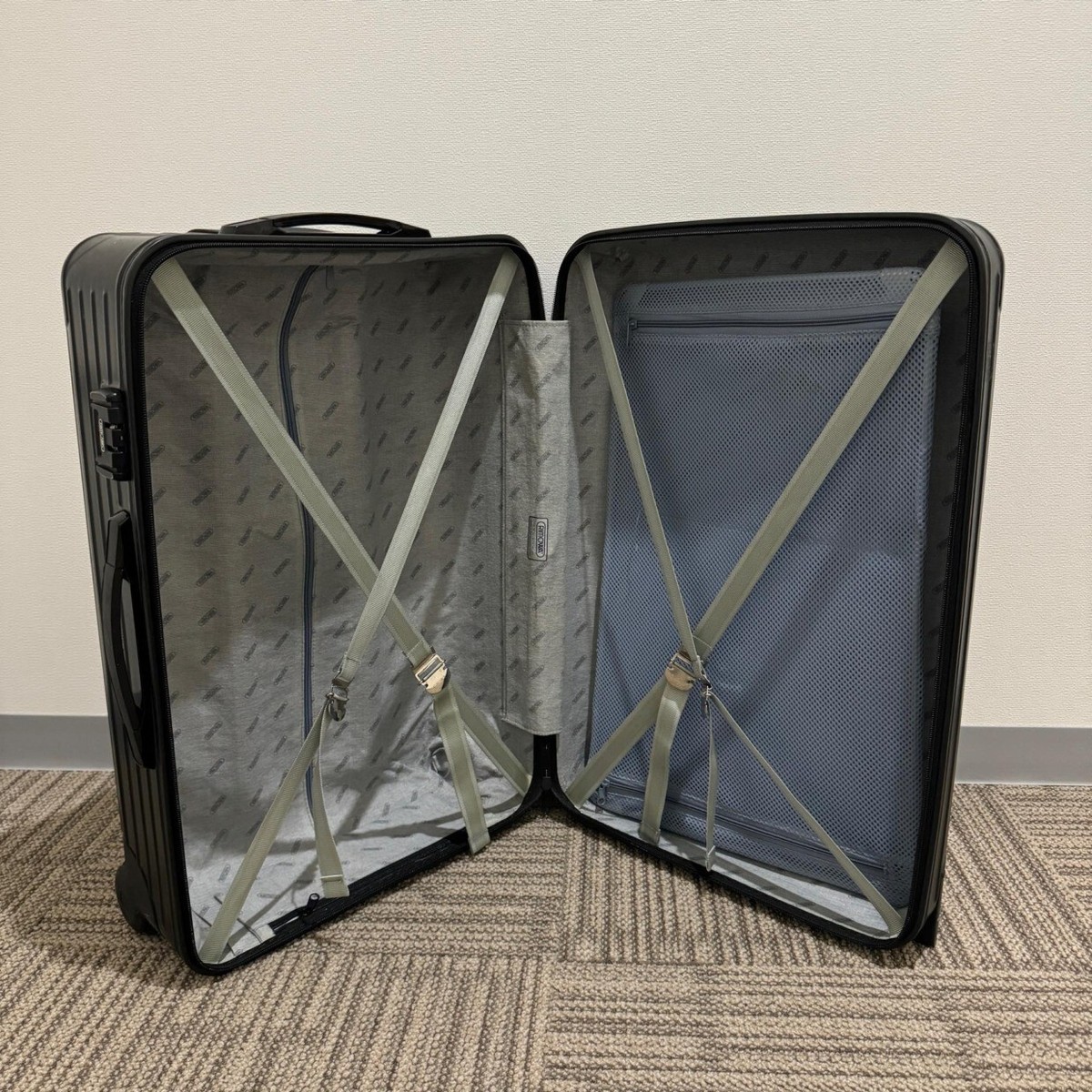 RIMOWA SALSA 851.63 63L BLACK キャリーケース ２輪 RIMOWA Salsa Black 63L U5-851.63-7 2-wheels Carry Case