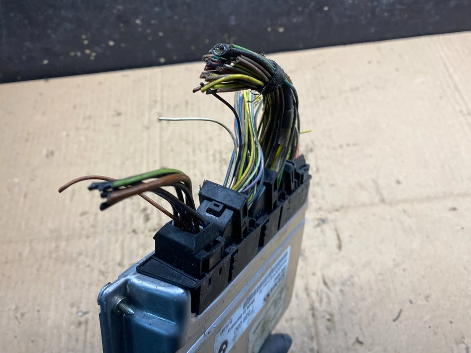 BMW 325i 2001 a 2003 ECU ECM módulo de control del motor computadora fabricante de equipos originales v2377 DG Foto 4 de 4