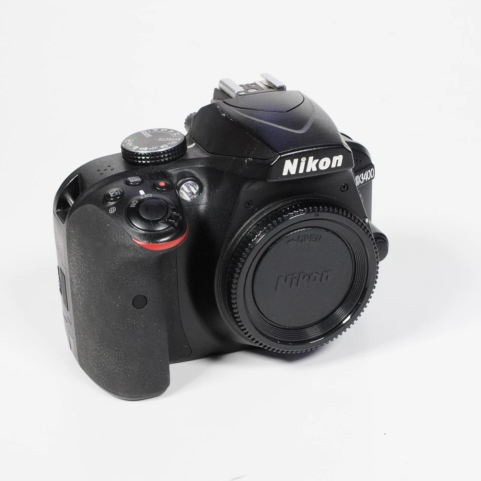 Nikon D3400, foto 2 di 5
