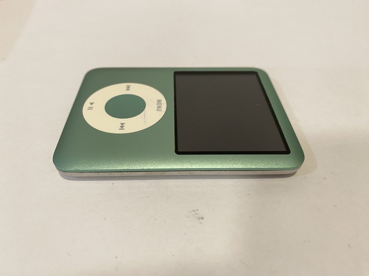 Apple iPod Nano 3rd Generation 8GB - Light Green - Works Great | eBay