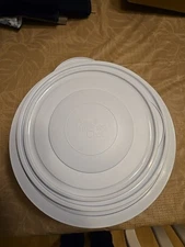 Pampered Chef Mixing Bowl And Colanders