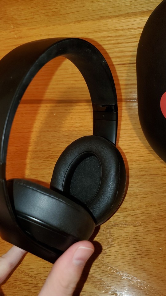 Beats by Dr. Dre Studio3 Over the Ear Wireless Headphones Black w