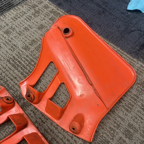 Honda CR125 Shroud Shrouds 1985 86 85 1986 Set OEM ORIGINAL Right Left - Picture 12 of 18