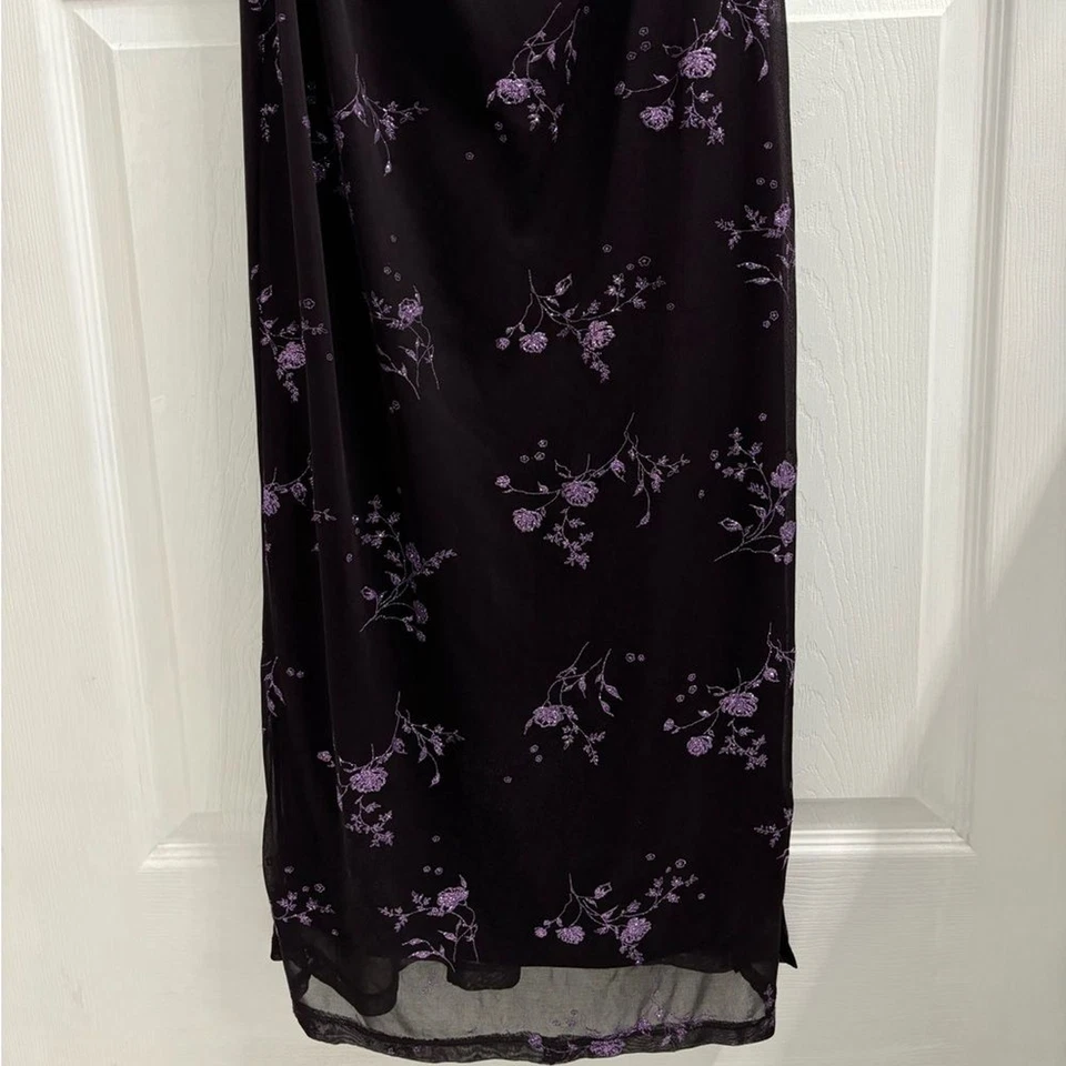 Vestido Midi Charlotte Russe Y2K Whimsigoth Roxo Floral Glitter Fada Vampira - Imagem 4 de 4