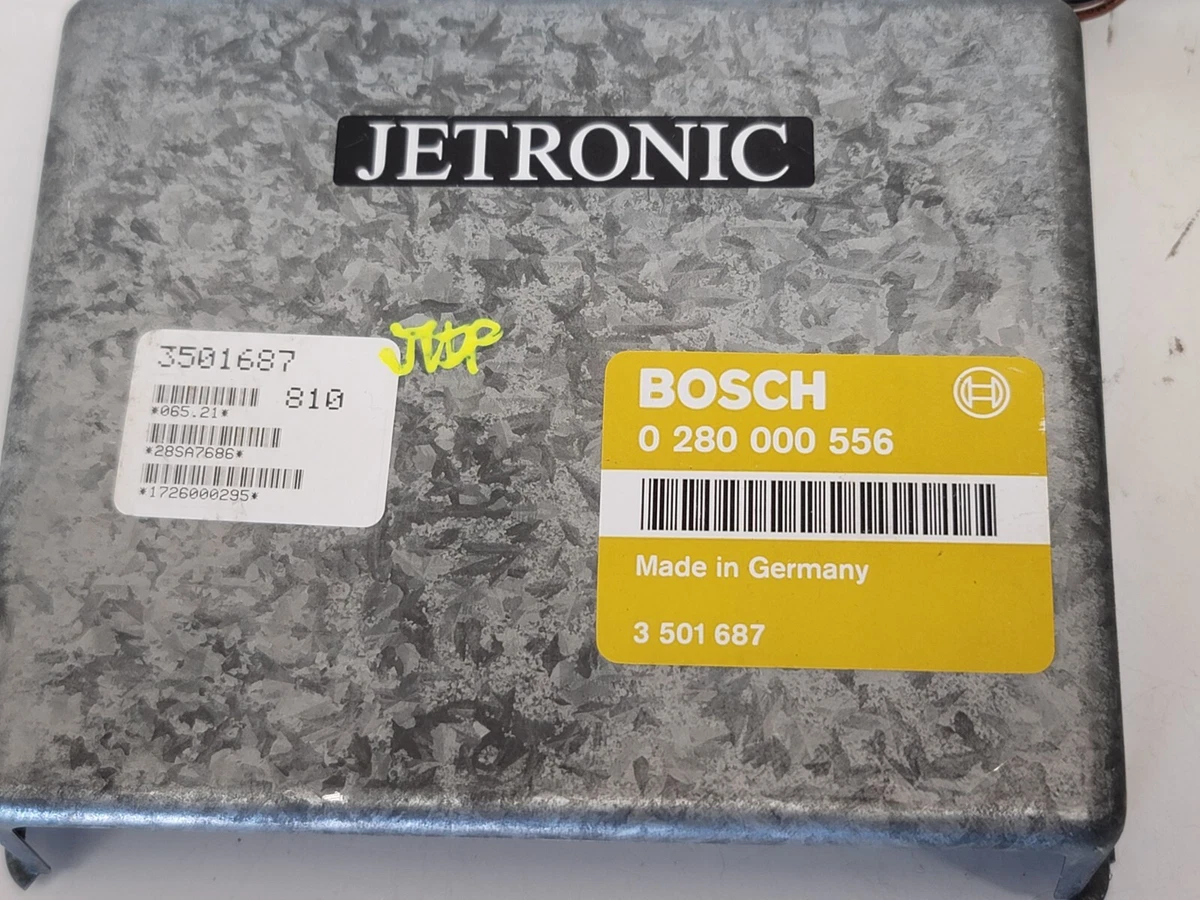 0280000556 Volvo 740 GLE 940 Bosch Engine Computer ECU ECM 