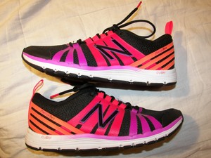 new balance 811 orange