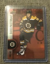 2022-23 Tim Horton's Hockey Red Die-Cut DAVID PASTRNAK DC-15 Boston Bruins