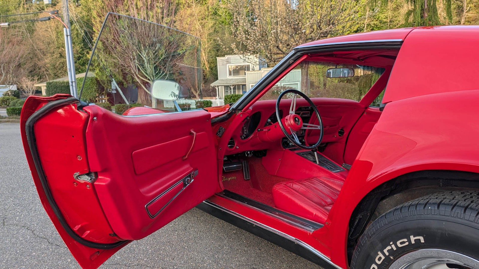 1969 Monza Red Chevrolet Corvette   | C3 Corvette Photo 9
