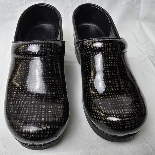 Dansko Shoes Clogs Women Sz 37 6.5 Mules Heel Black Patent Leather Pattern Italy - Picture 2 of 7