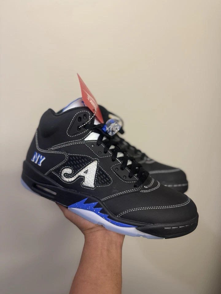 Talla 11 - Awake NY x Air Jordan 5 Retro Boro - Azul Corredor Foto 3 de 4
