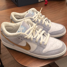 Nike SB Dunk Low Sean Cliver  Holiday Special...