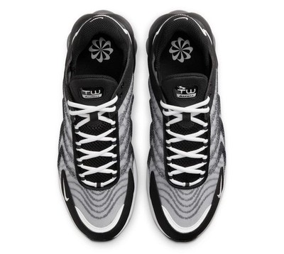 Nike Air Max TW Black Sneakers White Swoosh Logo Running Trainers Shoes 10US NEW