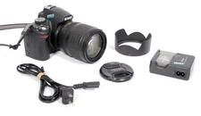 Nikon D3000 DSLR with Nikkor 18-105mm F3.5-5.6 VR lens + battery + charger #1120