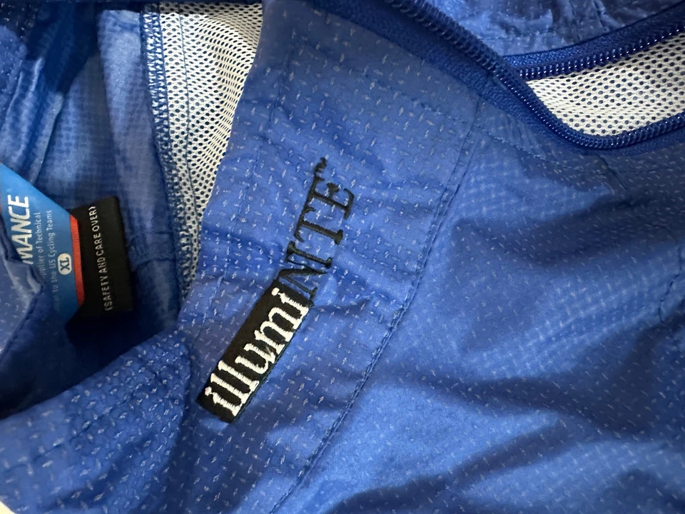 Performance Illuminite blue cycling ventilated jacket Men's XL - Image 4 of 4