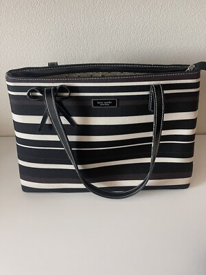 Kate Spade Top Zipper Tote Bage Used Has 3 Pockets Inside  Brown,white, Black 