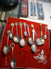 Collection of 14 Souvenir Spoons, Silky 'Sister U.S.A Handkerchief