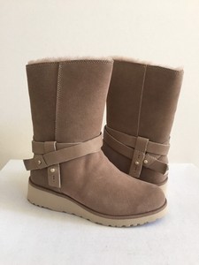 uggs fawn