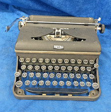 Vintage Royal Companion Typewriter #D88-198458 thumbnail
