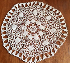 Napperon début XXe en dentelle - diamètre 34 cm