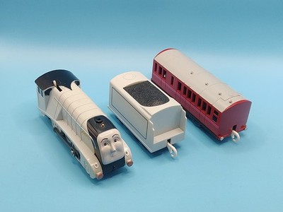 Tomy Trackmaster Spencer & Coach Thomas & seine Freunde motorisierter Zug 