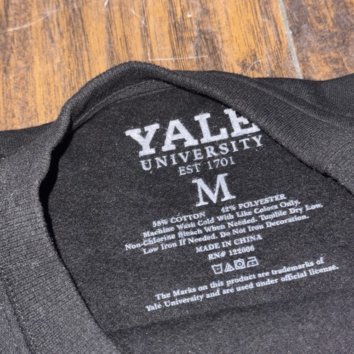 Yale University Bulldogs 2022 Ivy League NCAA Football Crewneck Sweatshirt Sz M - Picture 5 of 12