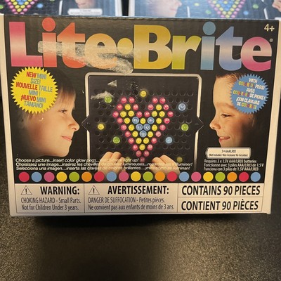Lite Brite Mini Bright 90 Pcs Colorful Pegs Create Pictures With Light *NEW*