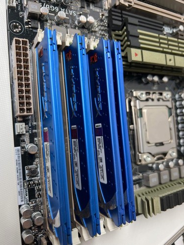 ASUS SaberTooth X58 original motherboard LGA 1366 DDR3 for Core i7 Extreme/Core - Picture 5 of 9