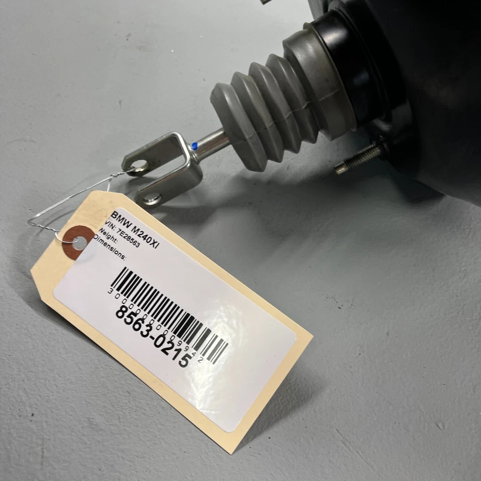 Cilindro maestro de refuerzo servo freno eléctrico con depósito BMW M240IX 2017-2021 OEM Foto 4 de 4