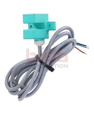 Pepperl+Fuchs SJ10-E Nutrition Sensor Slot Proximity Sensor Slot