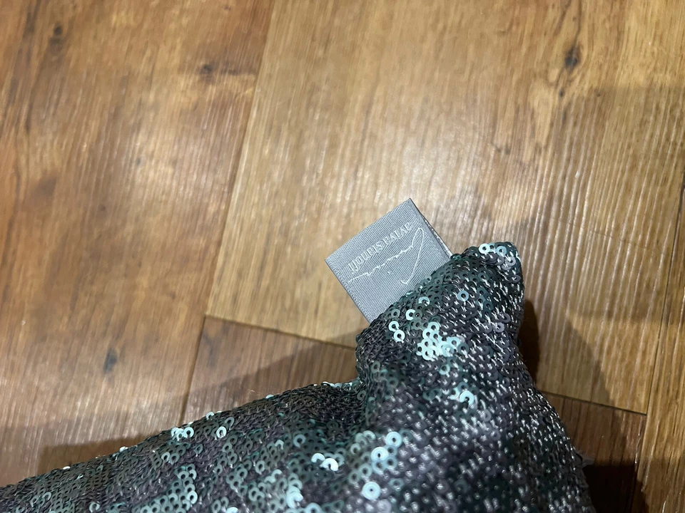 Aviva Stanoff Designer Sequin Cushion RRP £220 - Image 2 of 4