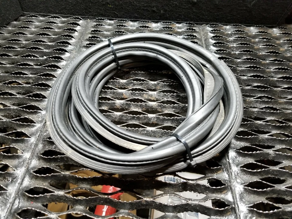 15 16 17 SUBARU LEGACY TAPA MALETERO SELLO RESISTENTE OEM Foto 2 de 4