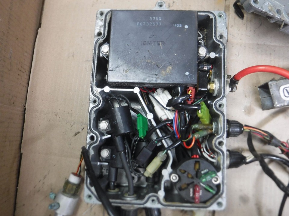 19972003 KAWASAKI ZXI 1100 CDI IGNITER ELECTRICAL BOX 211193751 eBay