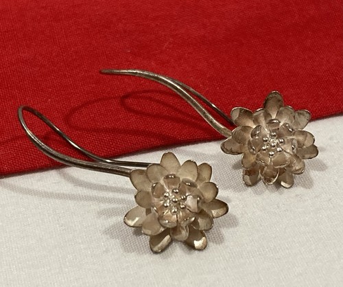 Vintage Signed 925 Sterling Silver Lotus Flower Design Dangle Hook EARRINGS