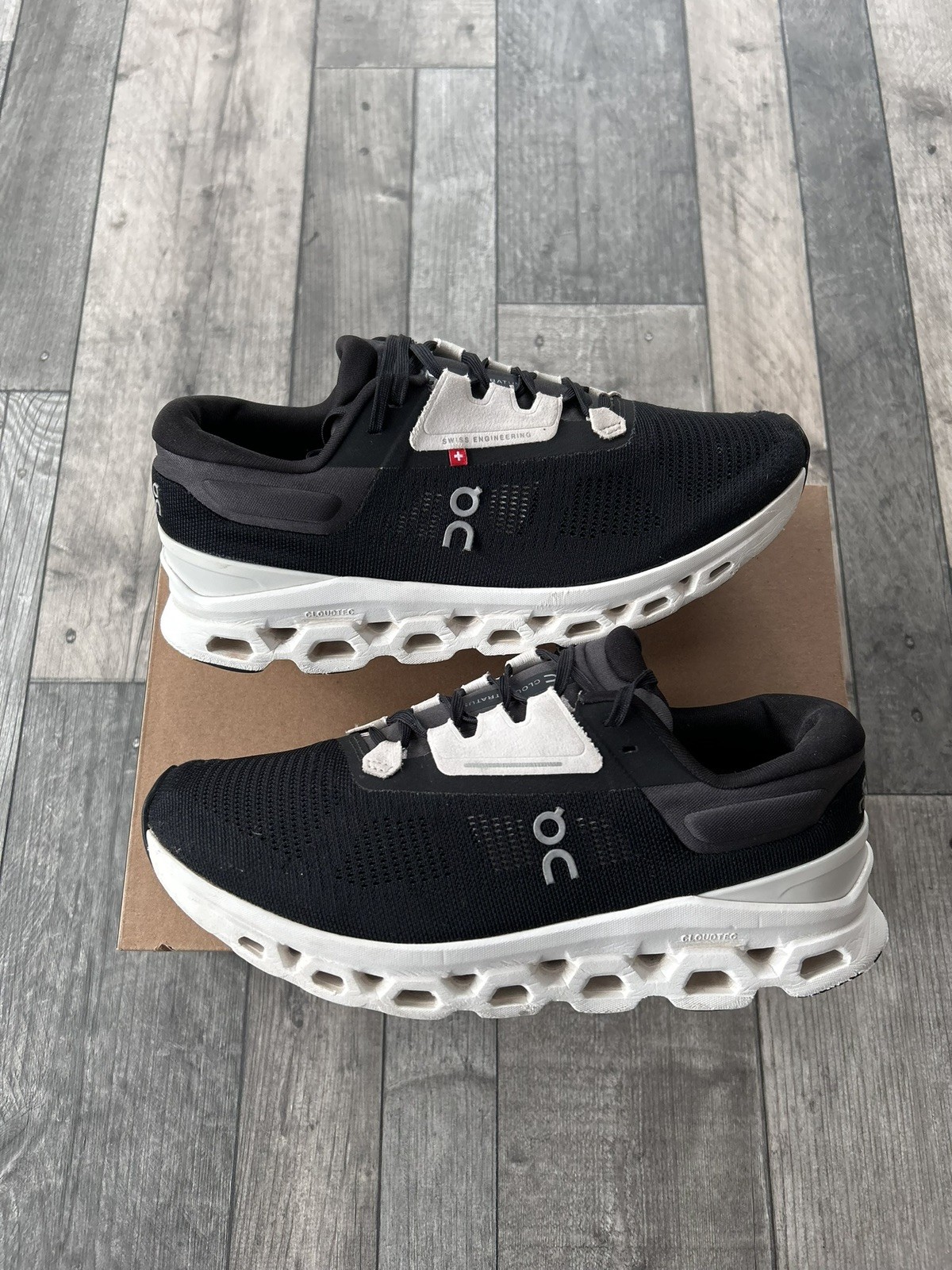 ON Running CloudStratus Road Running Trainers Black White Size UK 7 RRP £170 image 6
