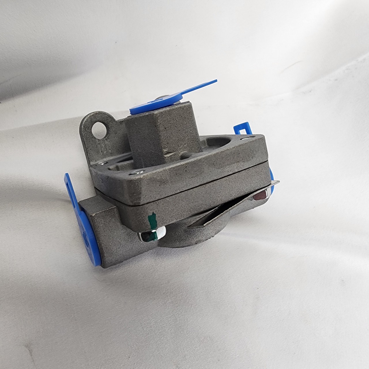 Quick Release Valve, OTR229859, 3/8" Ports