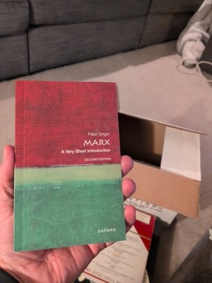 Marx : A Very Short Introduction by Peter Singer (2018, Trade Paperback)